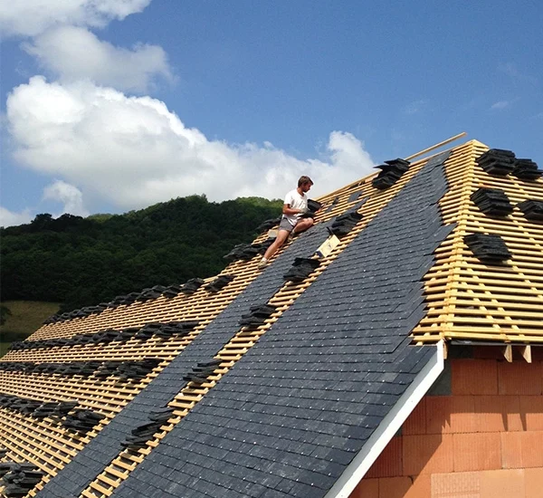 Chantier Deloriere et fils : couverture neuve au Raincy